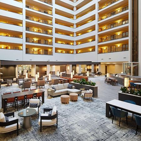 Hilton Charlotte Airport Hotel Exterior photo