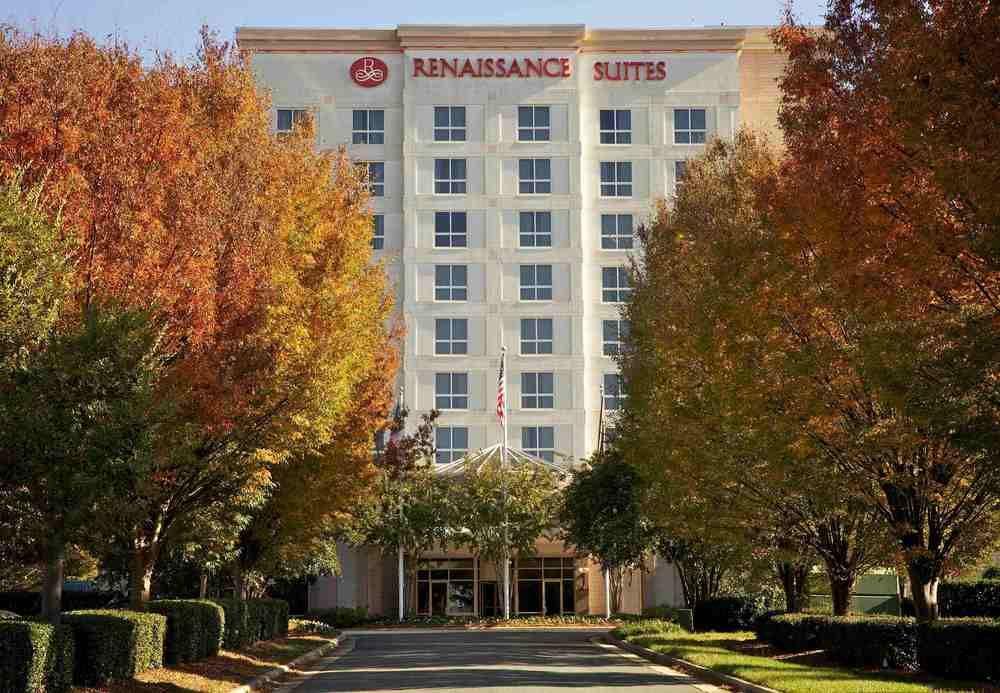 Hilton Charlotte Airport Hotel Exterior photo