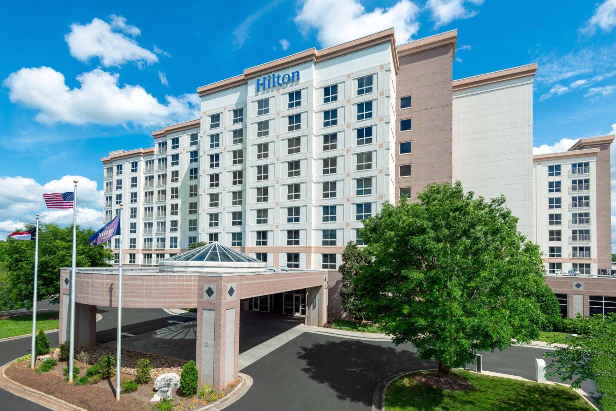 Hilton Charlotte Airport Hotel Exterior photo